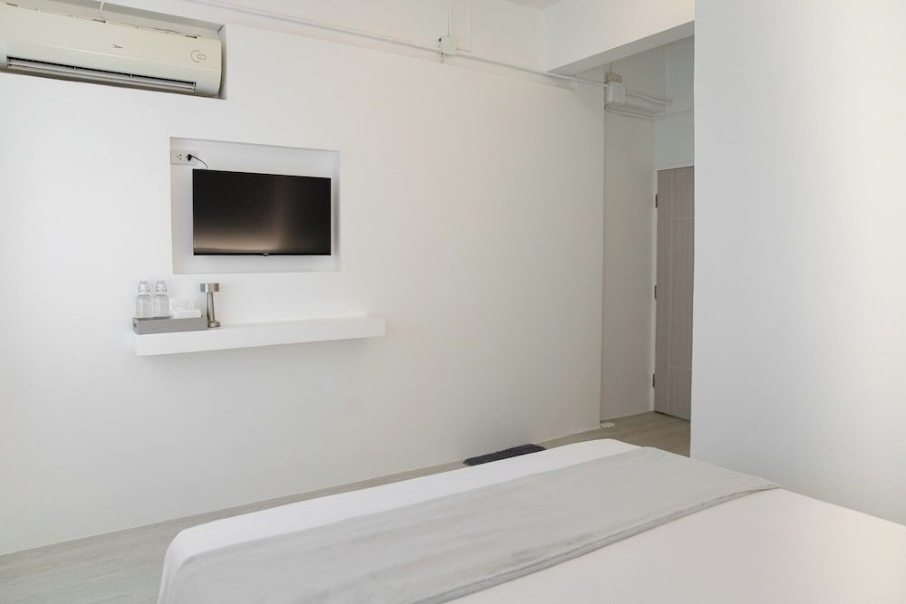 HAO HOSTEL PHUKET Deluxe Room, Mountain View 5