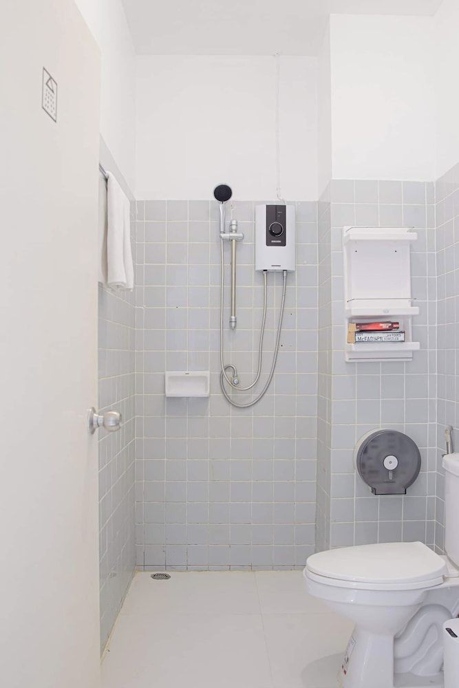 HAO HOSTEL PHUKET Deluxe Room, Mountain View 4