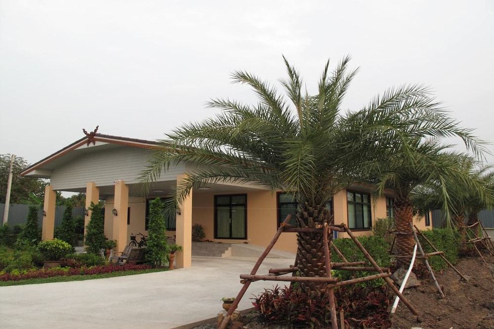 undefined QG Resort 2