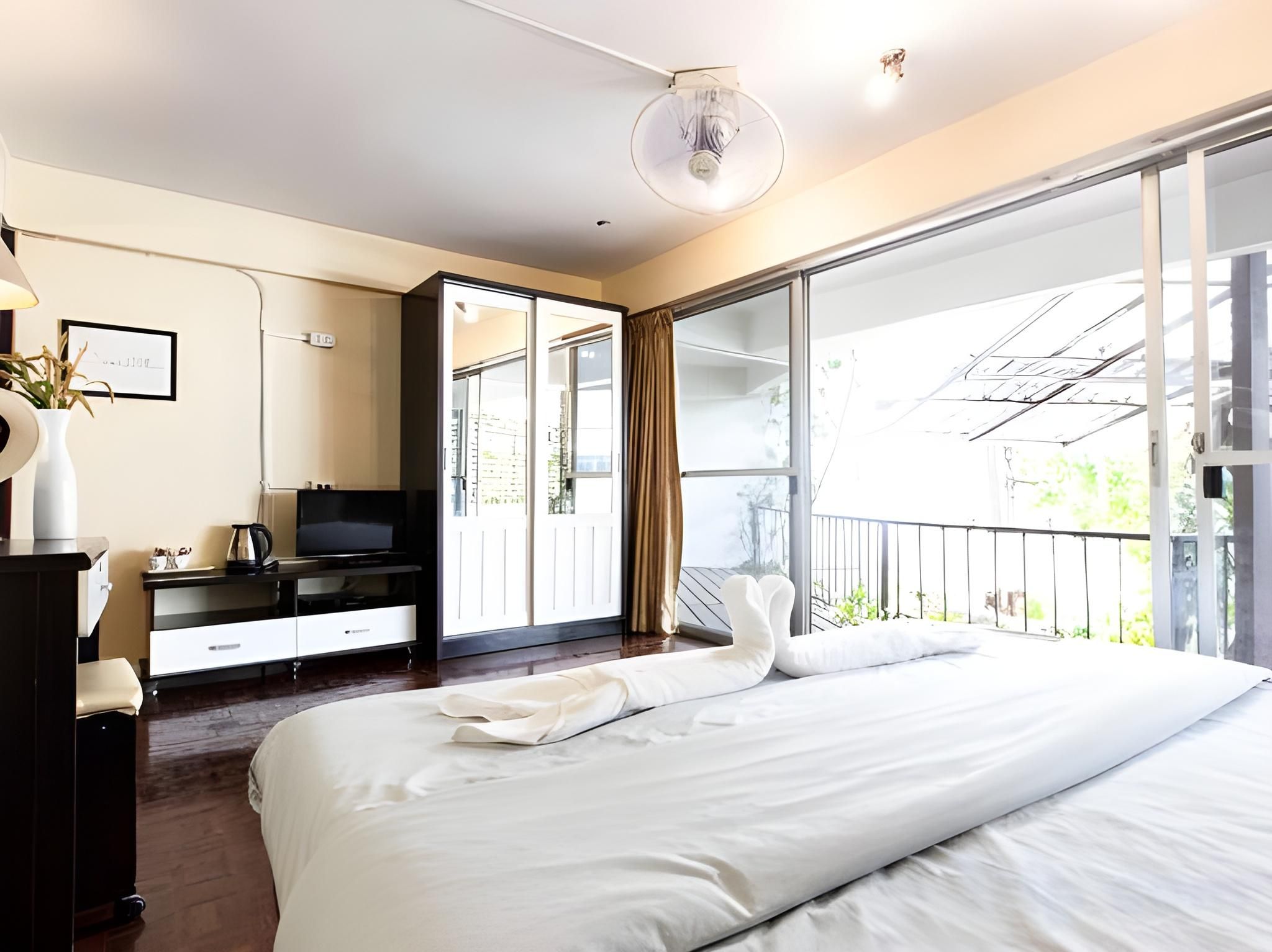 Deluxe Room with Terrace
