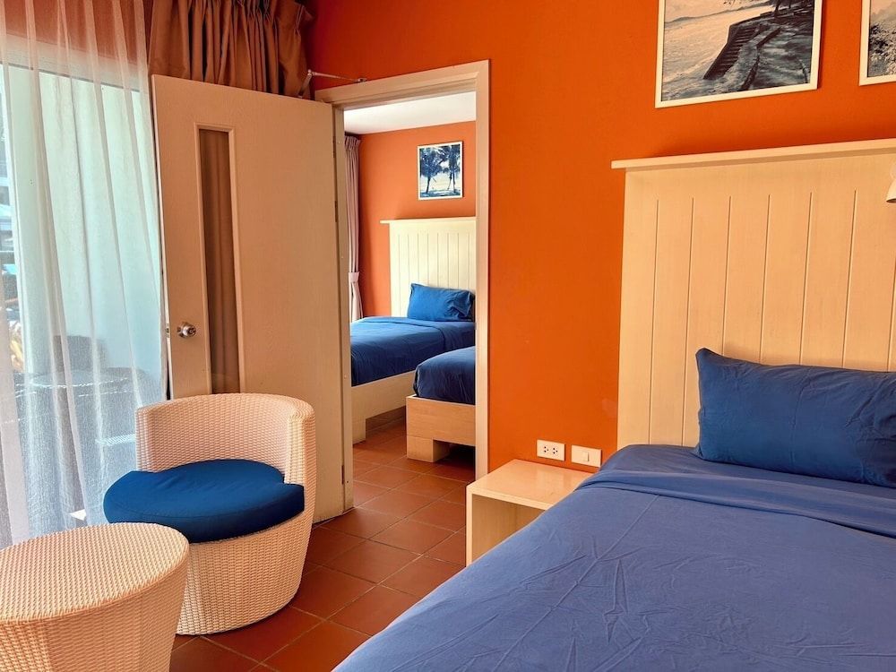 GrandBlue Resort Family Pool Access 4