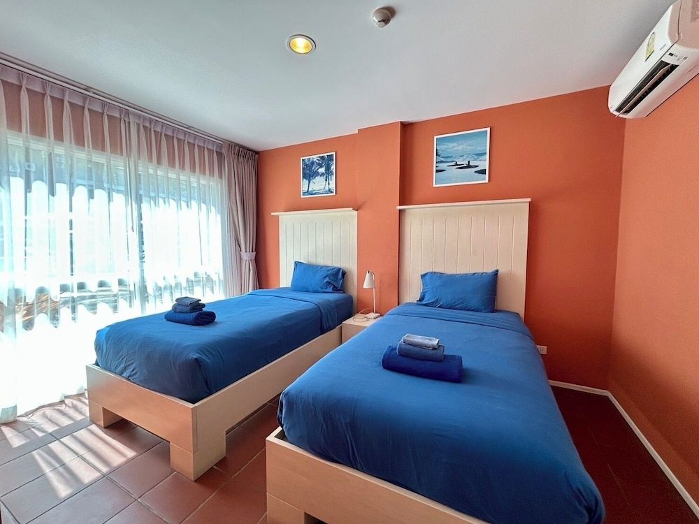 GrandBlue Resort Family Pool Access 5