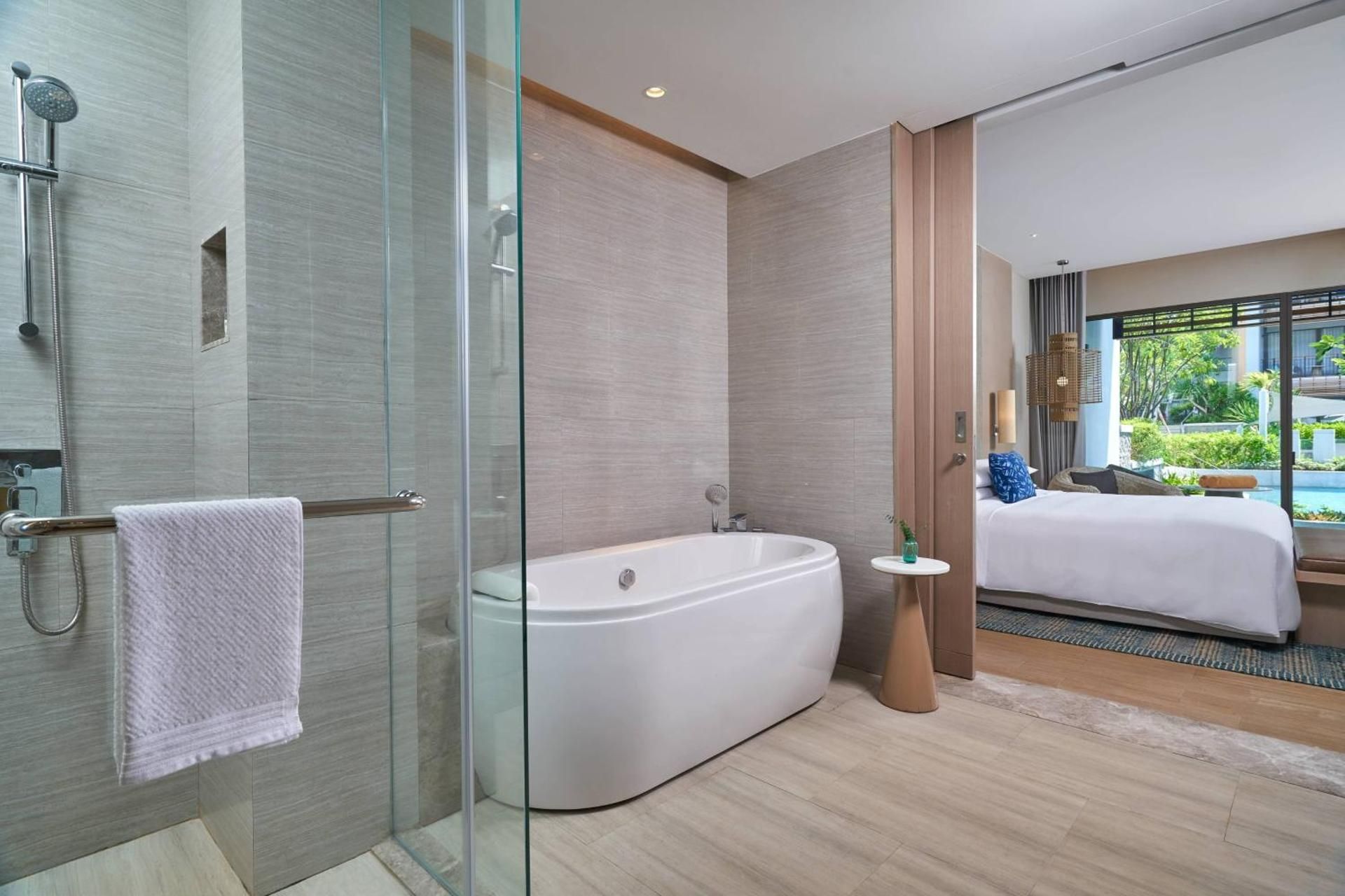Family Suite with Pool Access