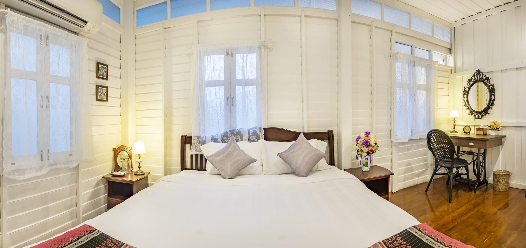 undefined Baan Kachitpan 10