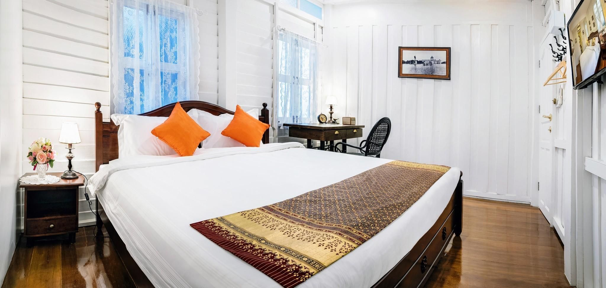 undefined Baan Kachitpan 10