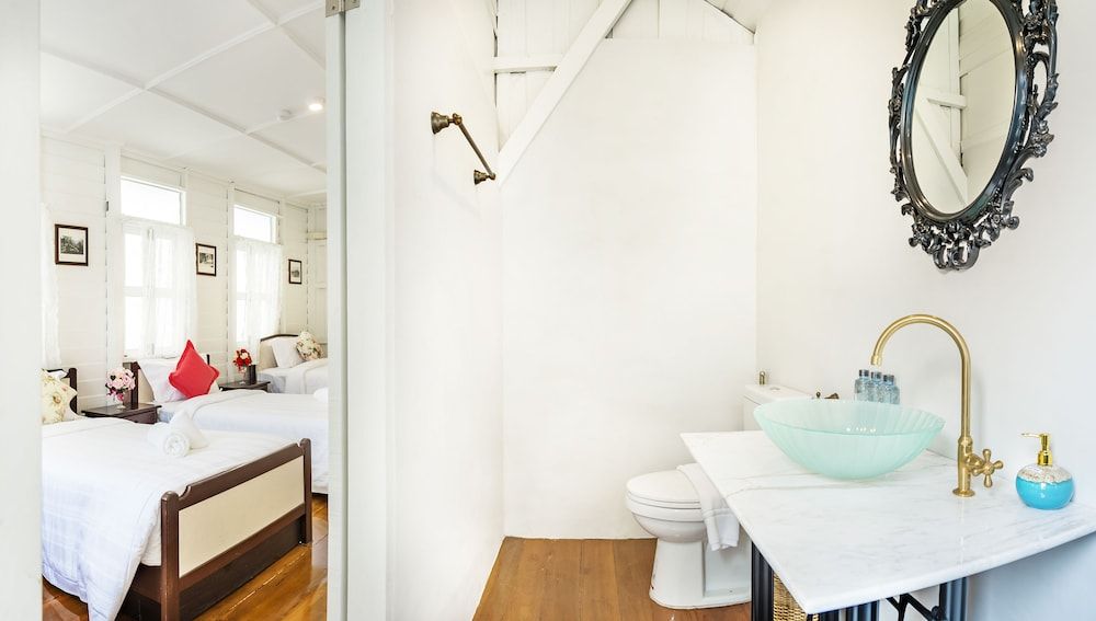 undefined Baan Kachitpan 8