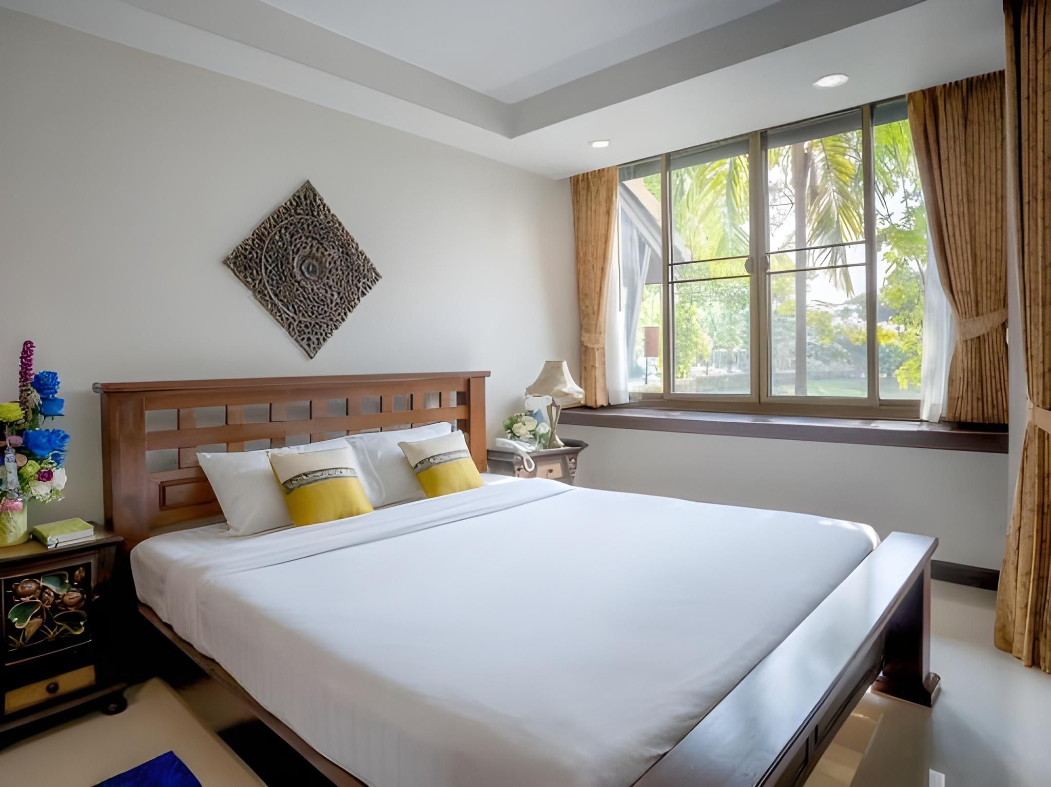 Deluxe Double Bed