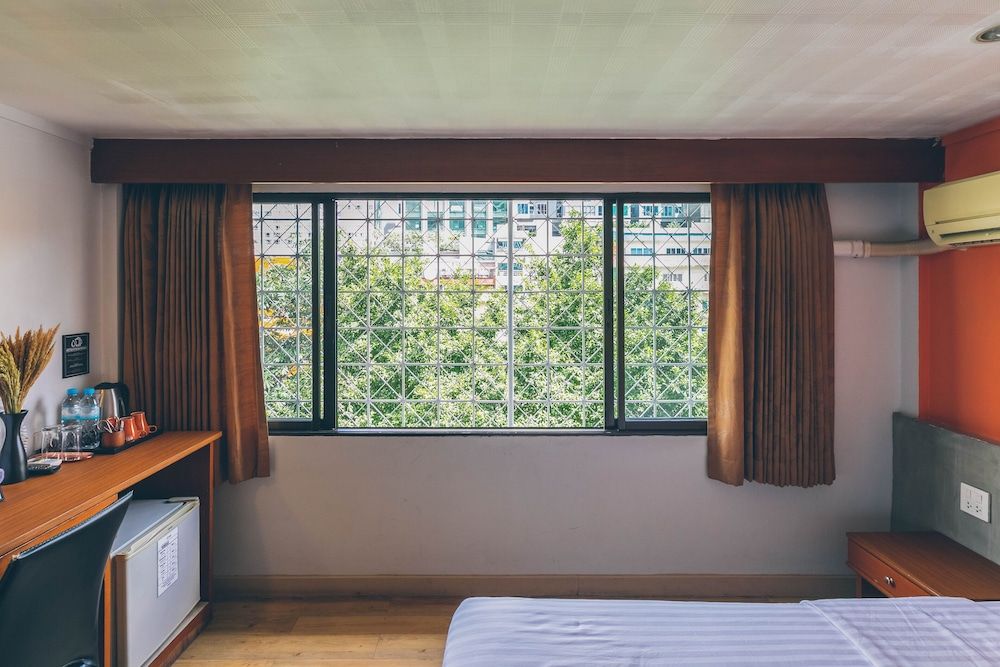 undefined Atlas Bangkok Hotel 9