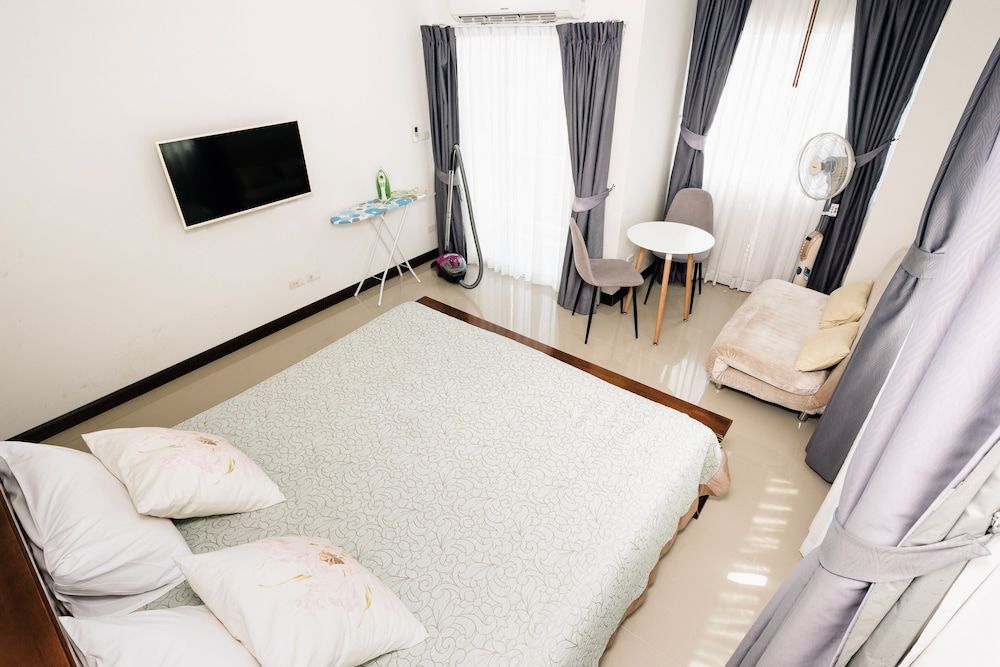 Beach 7 Condo by GrandisVillas Deluxe Sea View 5