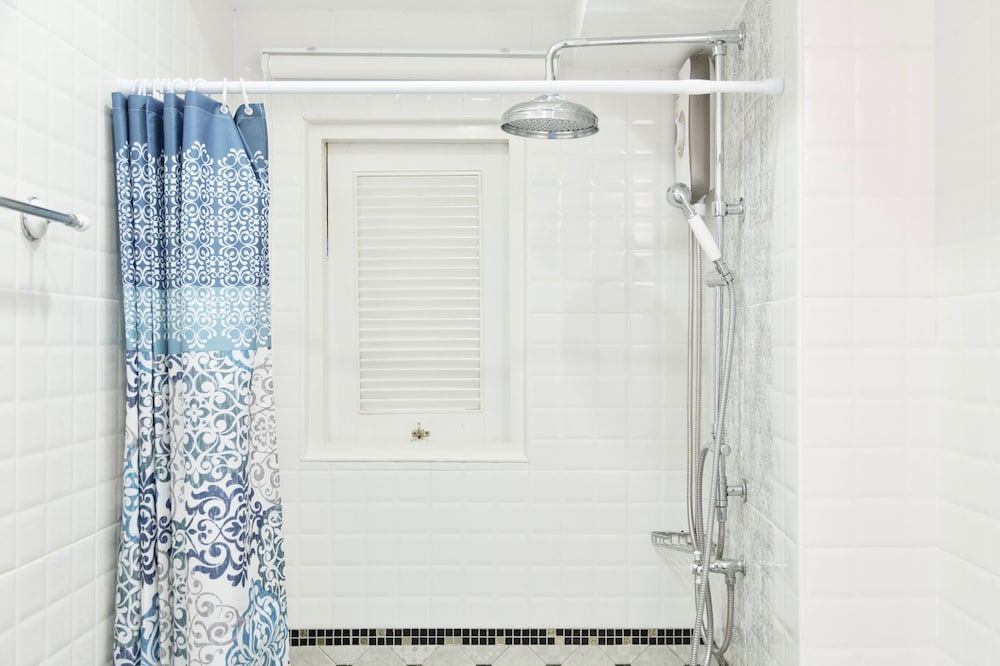 Noursabah Bed Bangkok Deluxe Double Bed 21