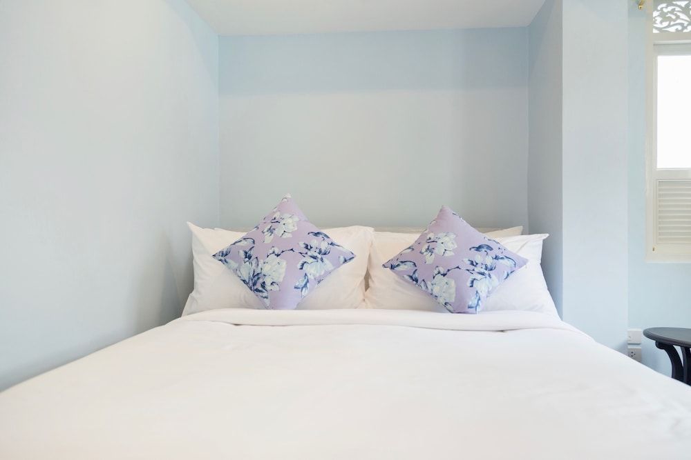 Noursabah Bed Bangkok Deluxe Double Bed 7