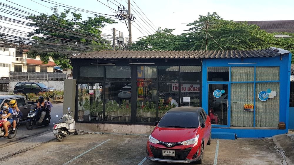 undefined Win Bangna Hotel 3