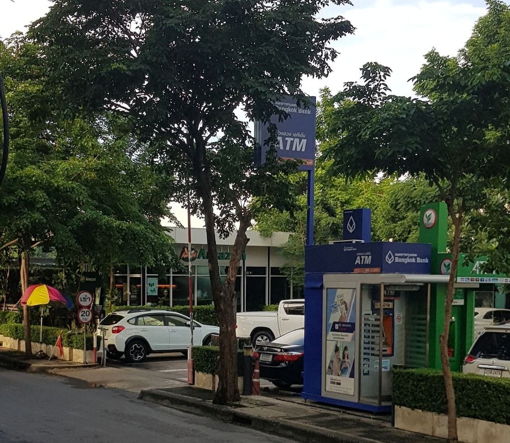 undefined Win Bangna Hotel 9