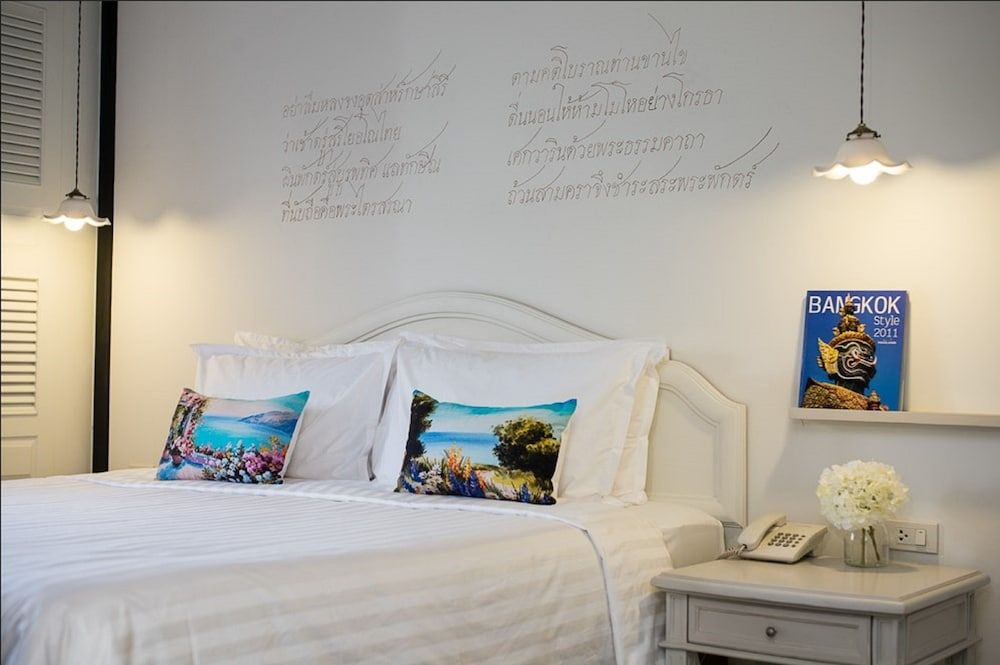Governess Suite