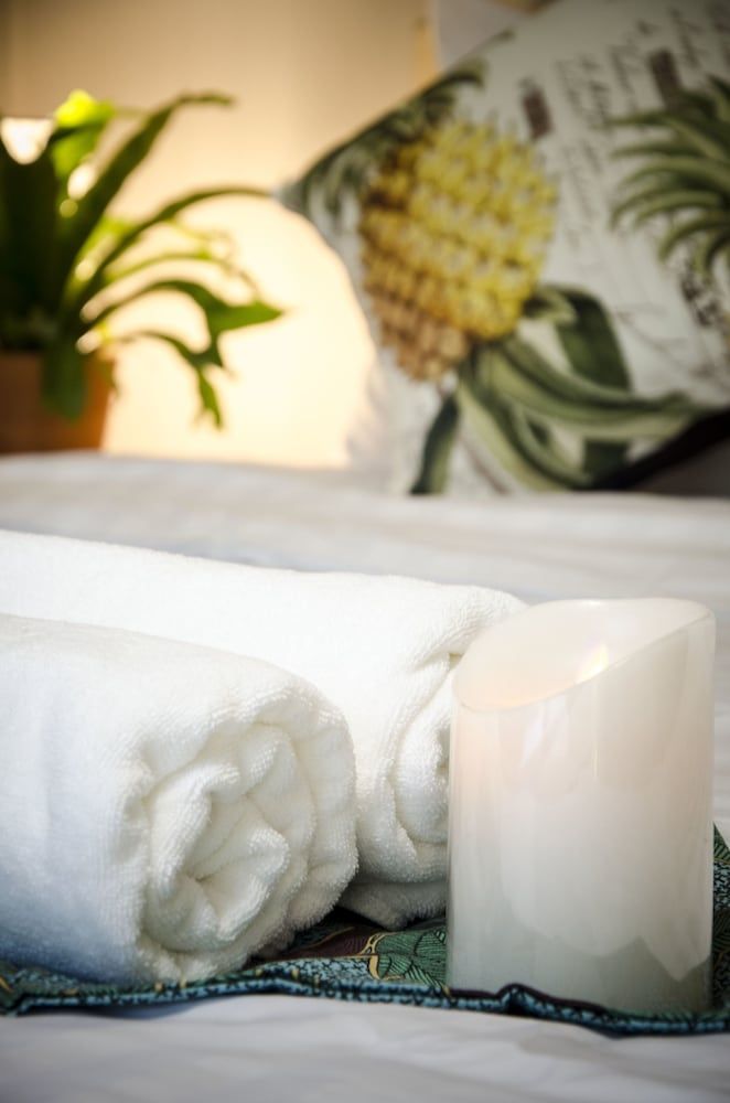 Goodfellas Thong Lor Hostel The Tropical-3C (check in time within 18.00PM ONLY, Shared Bathroom) 8