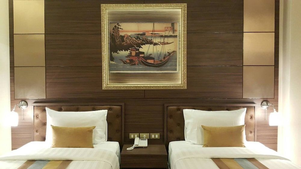 Gallery Design Hotel Superior Room, 2 Twin Beds, Non Smoking, Private Bathroom 2