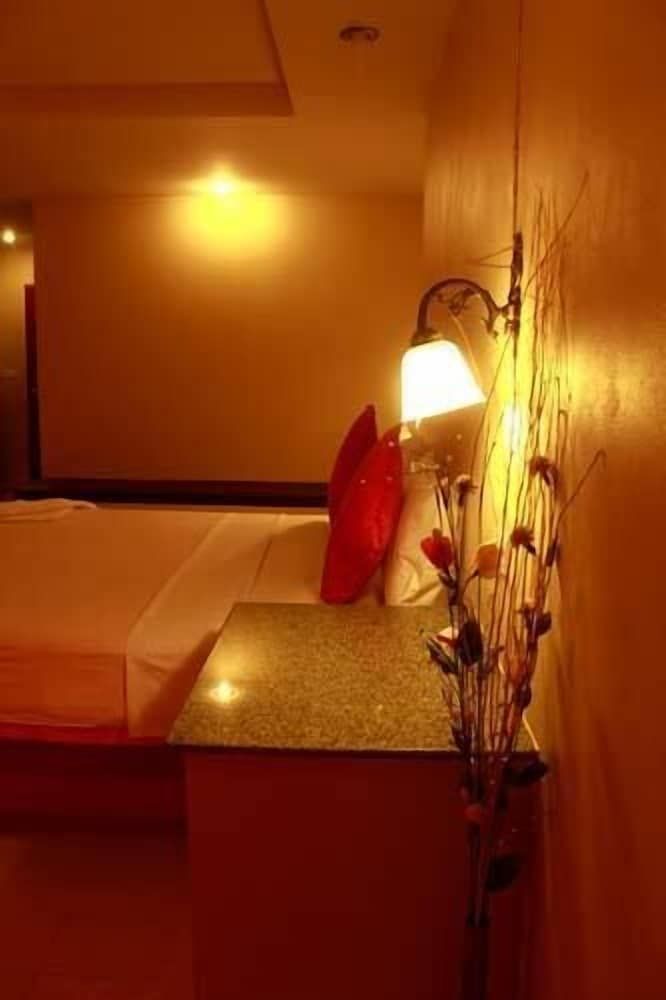 SP House Phuket Standard Room, 1 Double Bed 4