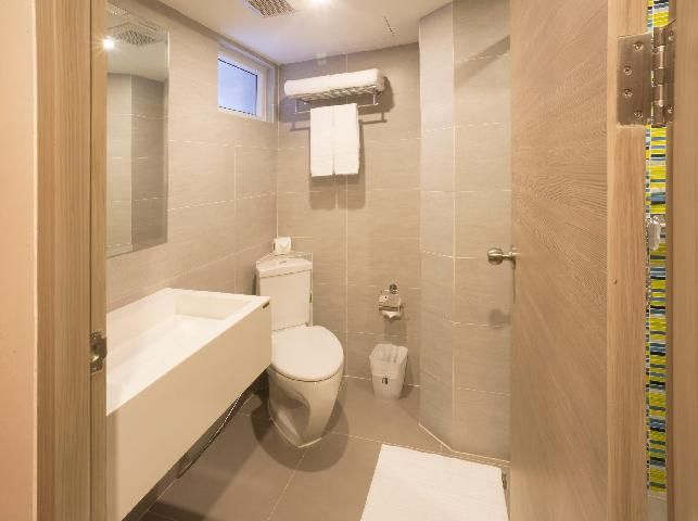 Standard 2 Single beds