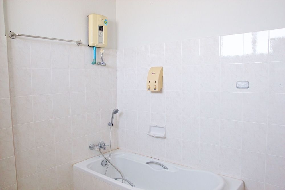 Sichang Shine Khao Resort Deluxe Double Room 14