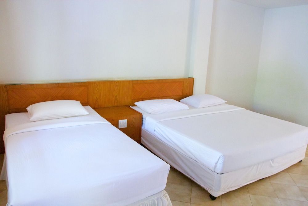 Sichang Shine Khao Resort Superior Double Room 3