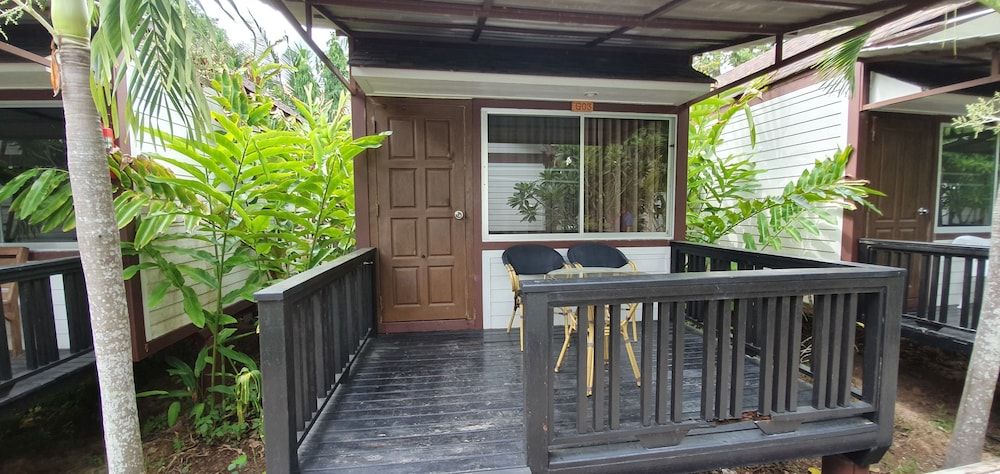 Isle Beach Resort Deluxe Garden View Double or Twin 7