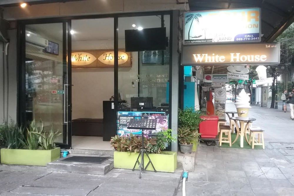 undefined White House Asoke Sukhumvit 18 2