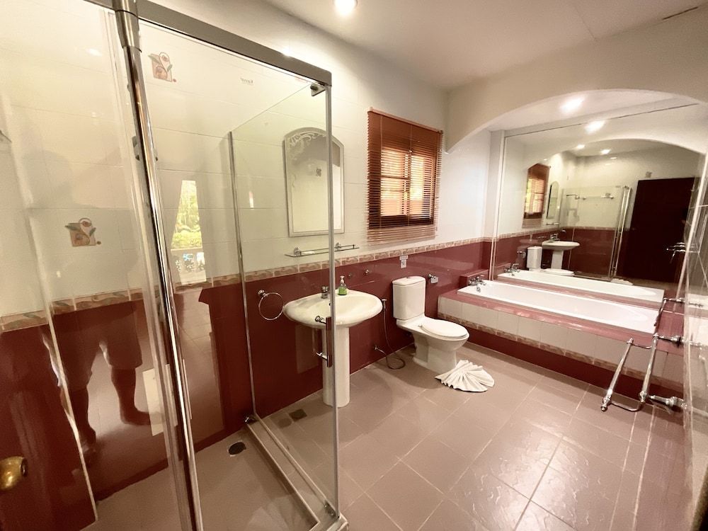 Coconut Paradise Holiday Villas 4 Bedrooms Private Pool 16