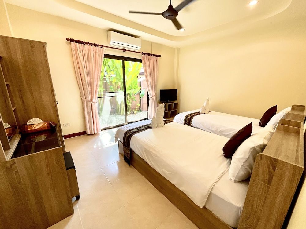 Coconut Paradise Holiday Villas 4 Bedrooms Private Pool 4