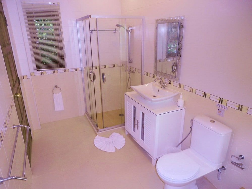 Coconut Paradise Holiday Villas 2 Bedrooms Private Pool Villa 6