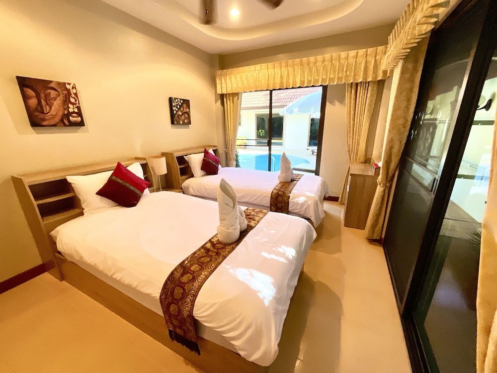 Coconut Paradise Holiday Villas 4 Bedrooms Private Pool 12