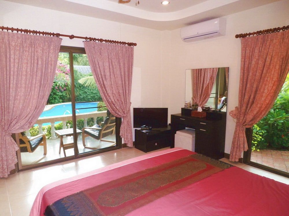 Coconut Paradise Holiday Villas 2 Bedrooms Private Pool Villa 9