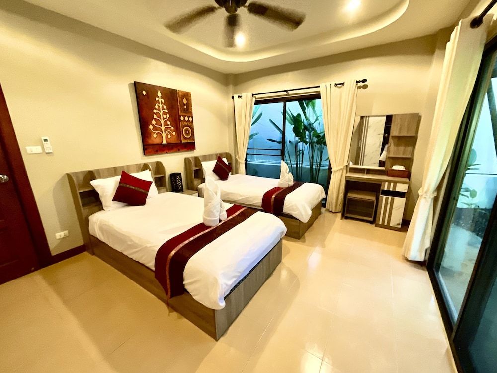 Coconut Paradise Holiday Villas 4 Bedrooms Private Pool 10