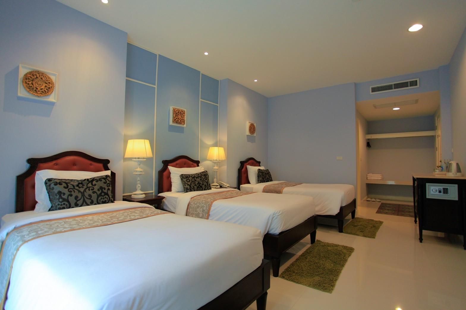 Khamthana the Colonial Hotel Chiangrai Family 3 Adults