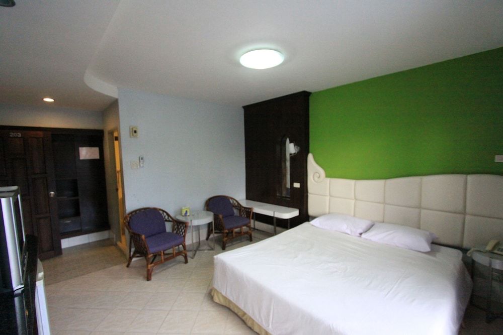 undefined RangRong Hotel 10