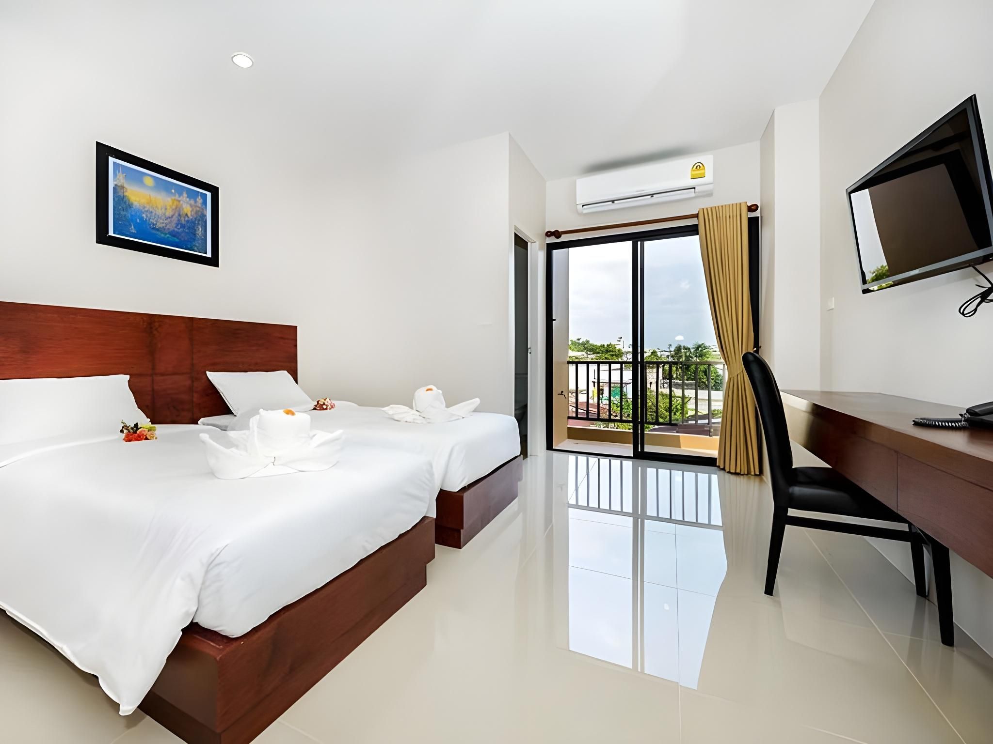 undefined The Topaz Residence 10