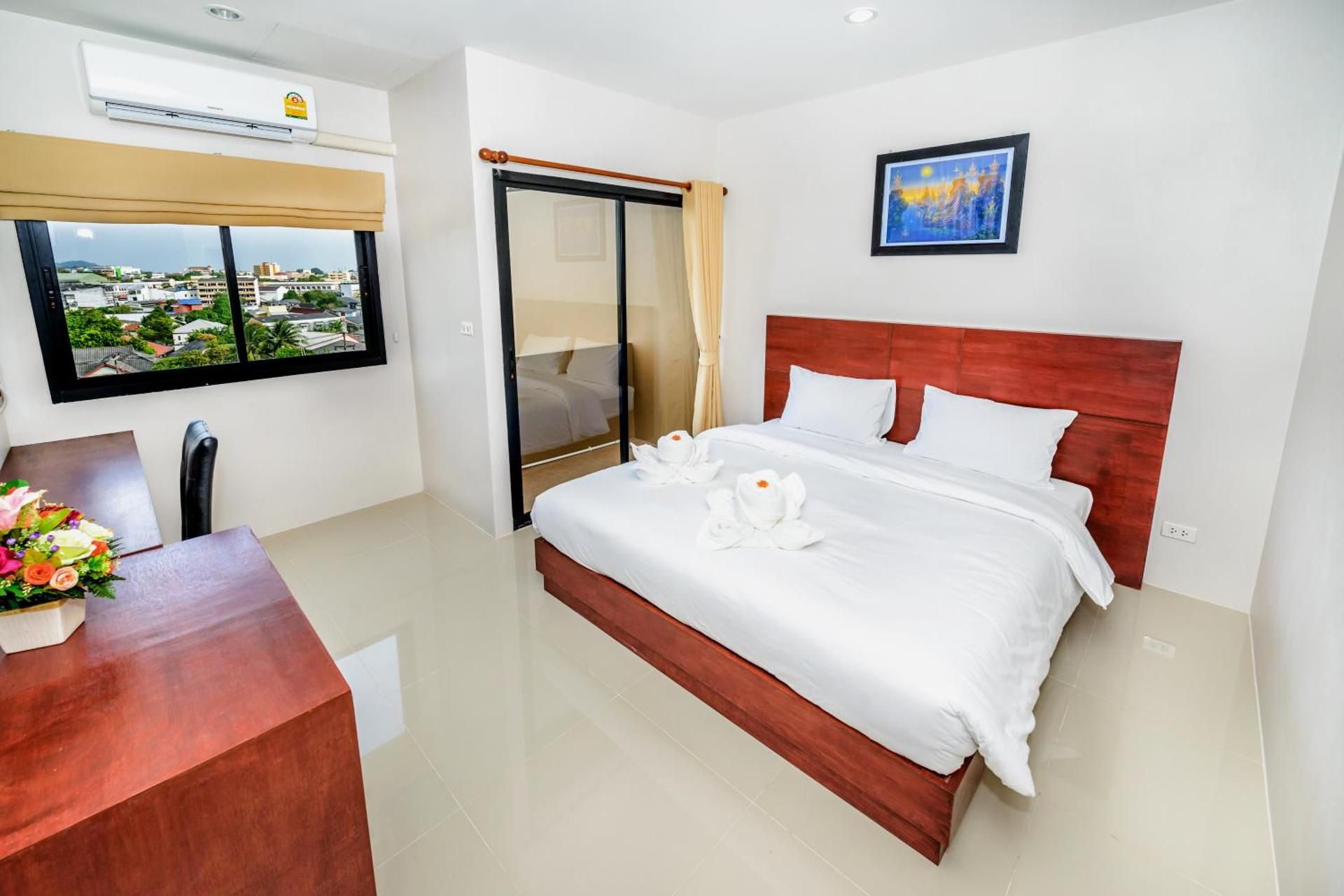 undefined The Topaz Residence 7