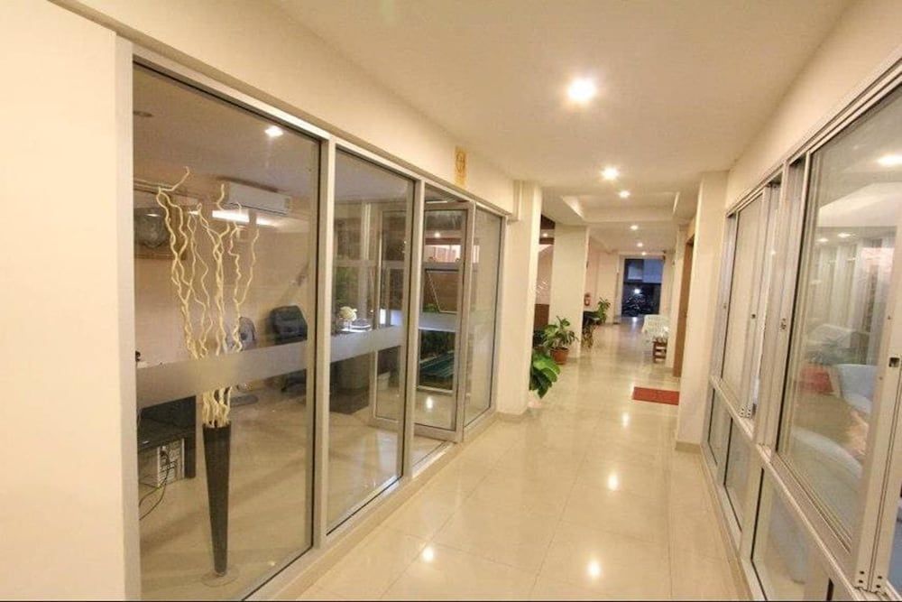 undefined The Sky Condo 7