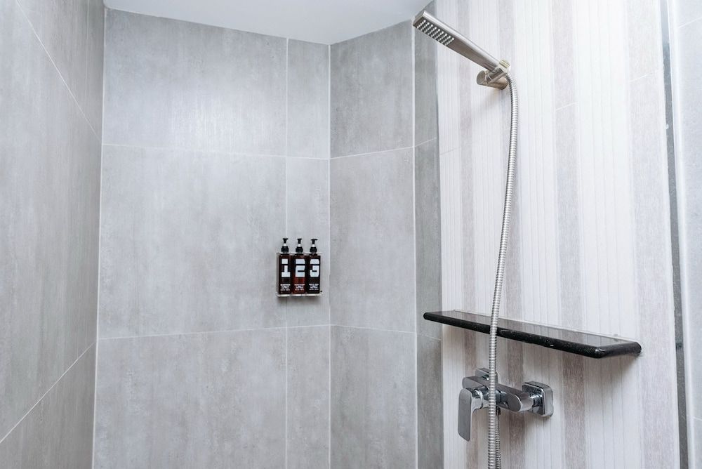 Lucky House Khaosan Standard Hollywood without window 7