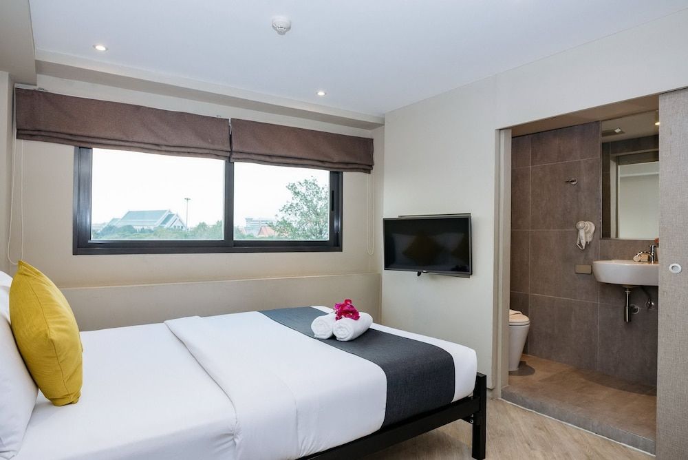 undefined Lucky House Khaosan 7