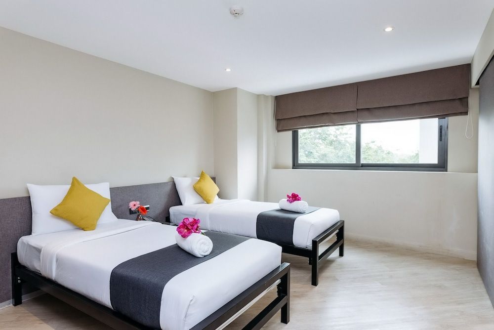 undefined Lucky House Khaosan 3