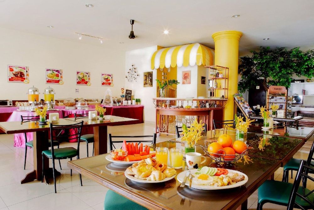 undefined People Place Classic Hotel 7