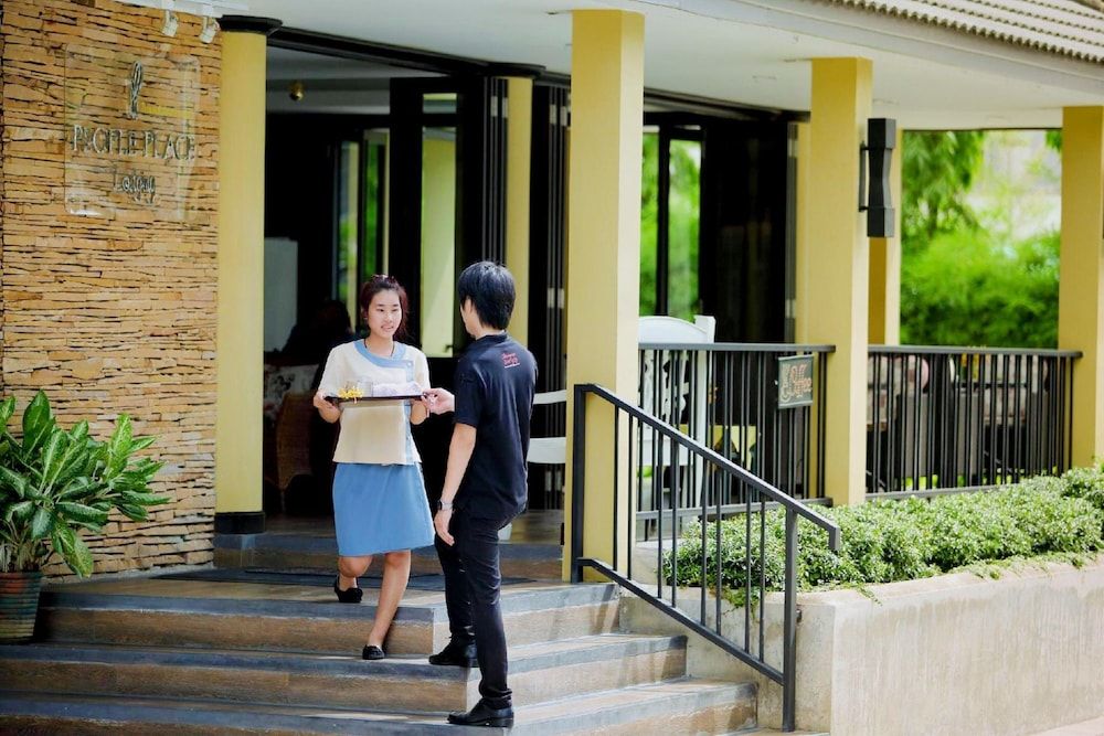 undefined People Place Classic Hotel 6