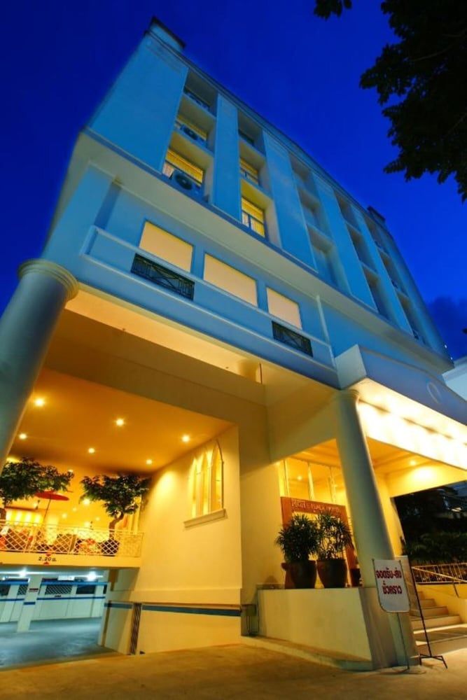 undefined People Place Boutique In Town Hotel 3