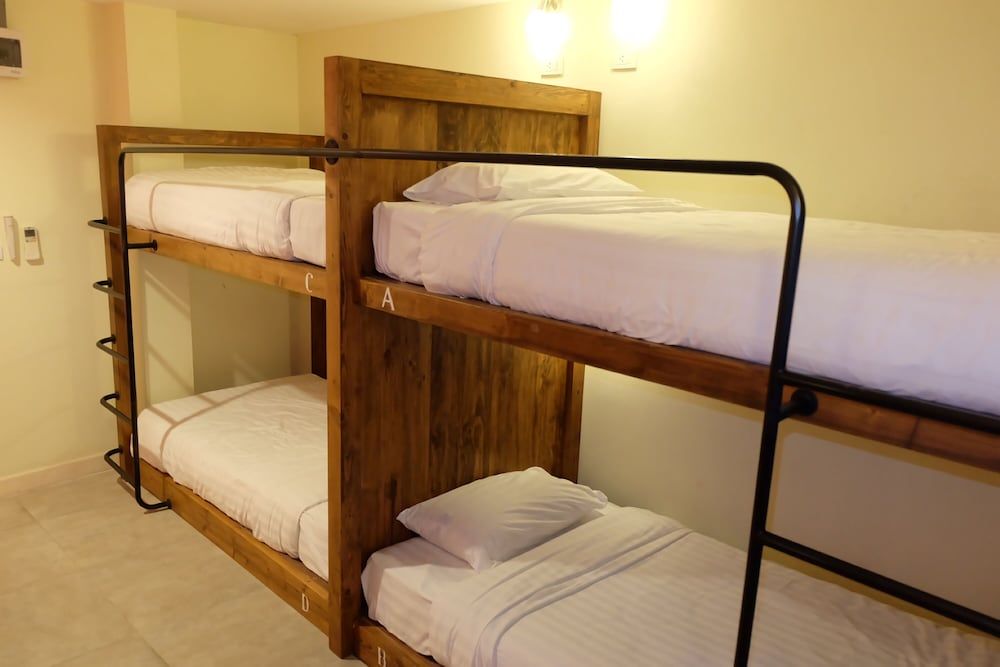 undefined Siri Poshtel Bangkok 5