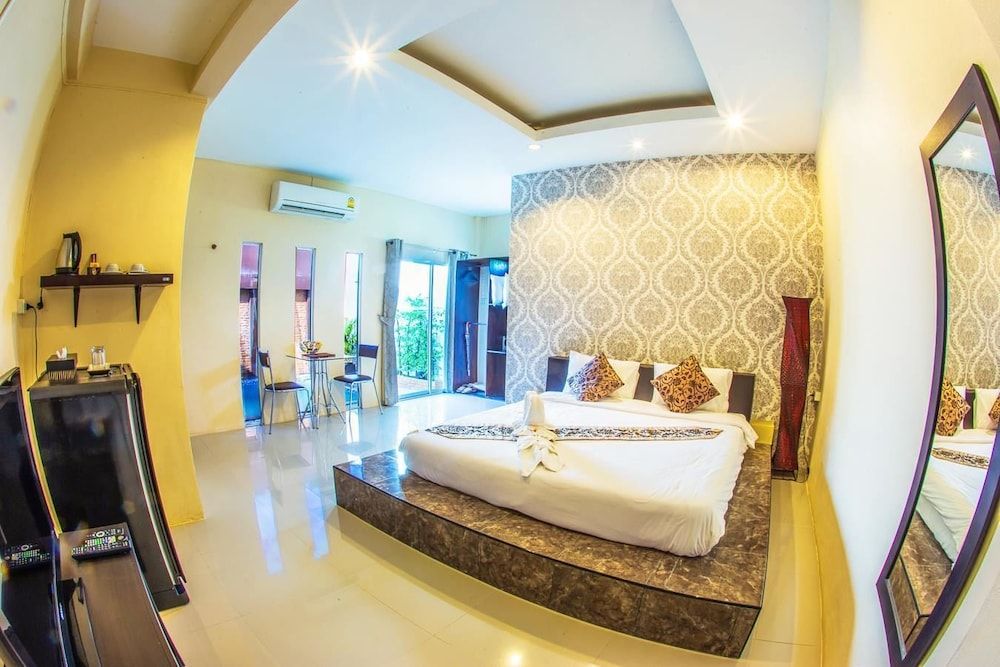 The Vista Pool Villa Deluxe Pool Villa