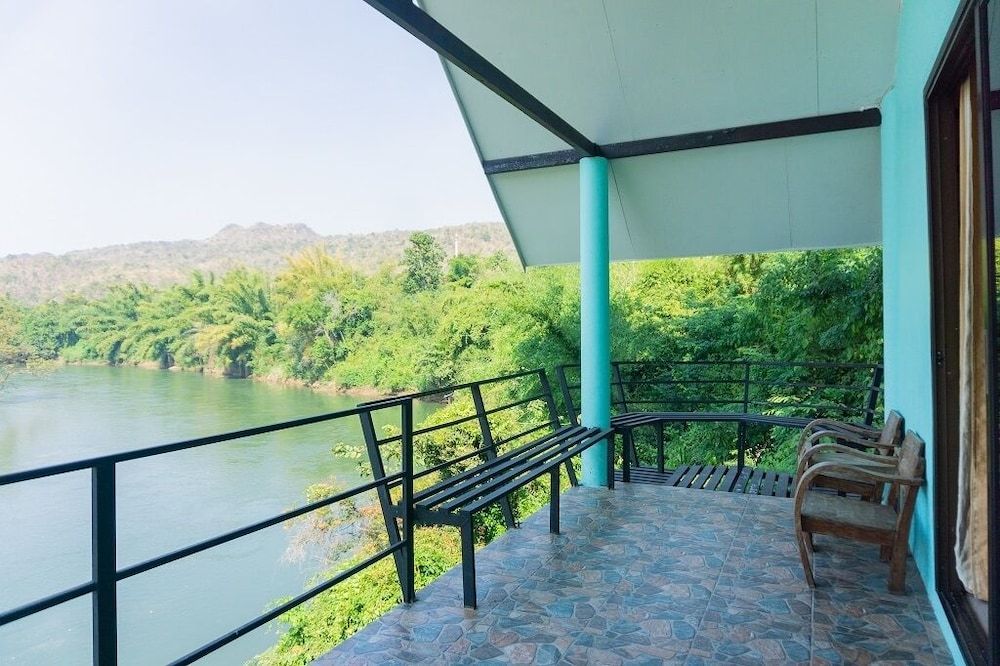 Kwainoy Riverpark & Resort Chomwaree 8