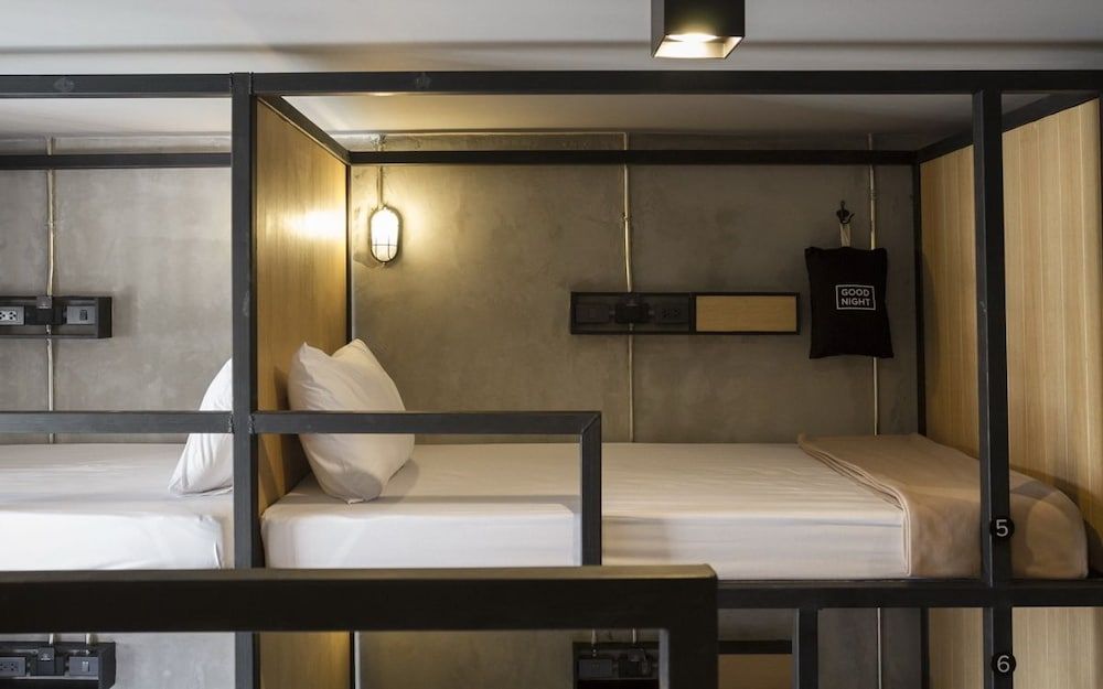 Bed Station Hostel Shared Dormitory, Women only (6 Bed) 3