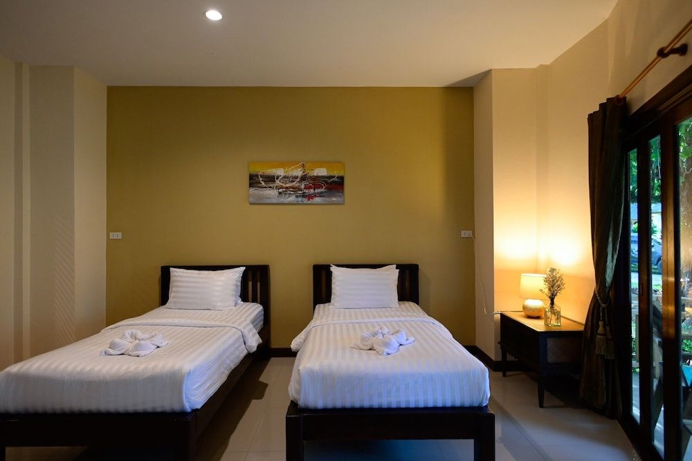 Deluxe Twin Bungalow