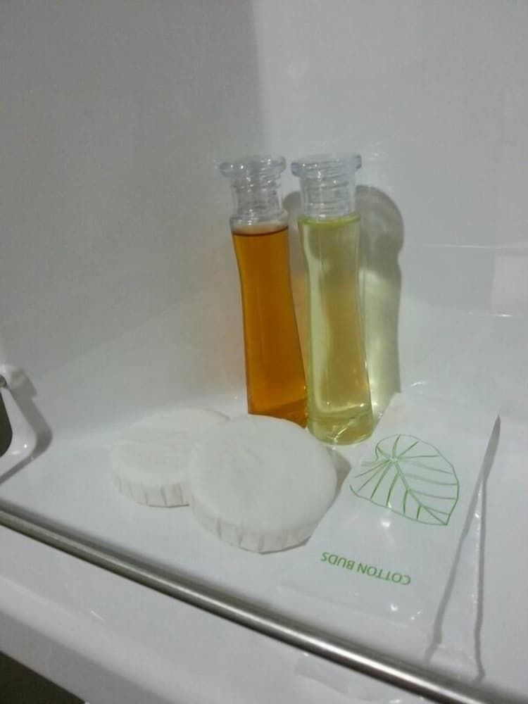 Waen Petch Place Deluxe Double Room 7