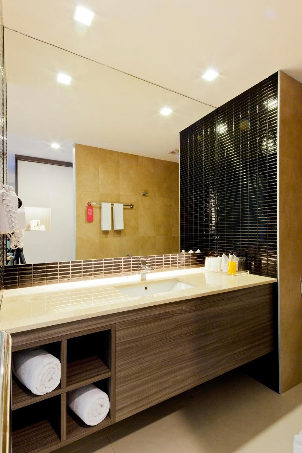 undefined Trinity Silom Hotel 8